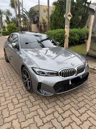 BMW 320i 2.0 16V TURBO FLEX M SPORT AUTOMÁTICO BMW 320i 2.0 16V TURBO FLEX M SPORT AUTOMÁTICO